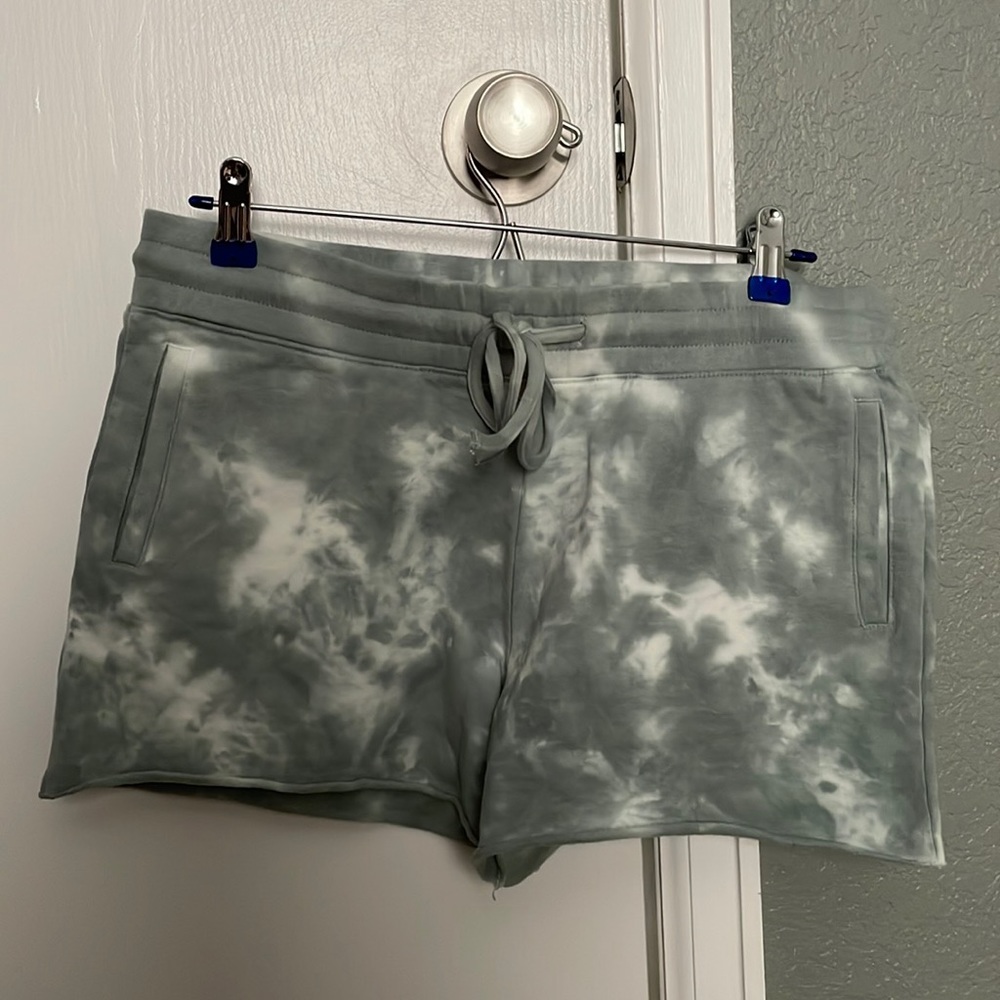 AR-33 Cotton Shorts